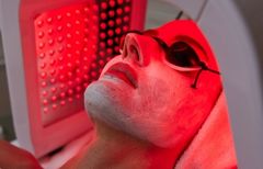 maschera viso con led therapy